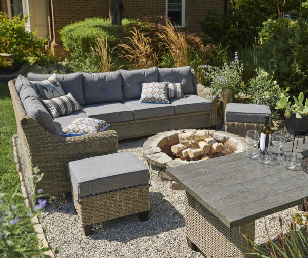 Broyhill Patio 5-Piece Cushioned Sectional All-Weather Wicker Set